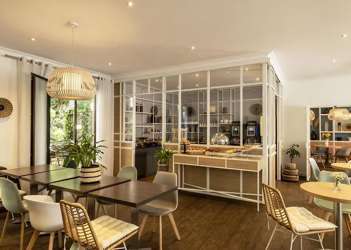 Louis BlancHotel Pas Cher Paris